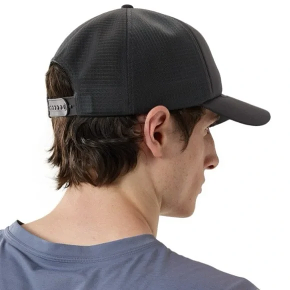 Arc'teryx Bird Word Black Cap Men’s SnapBack Mesh Logo Preowned